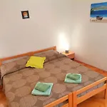 Stone House Zora Apartman