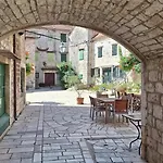 Apartman Stone House Zora *