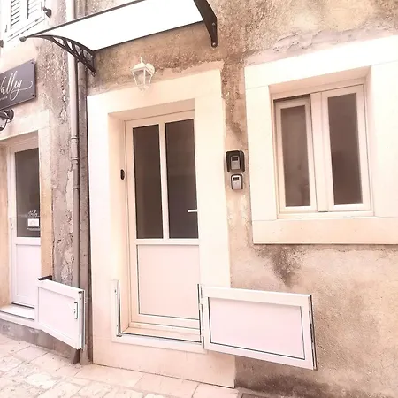 Διαμέρισμα Stone House Zora *