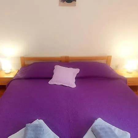 Stone House Zora * ستاري غراد