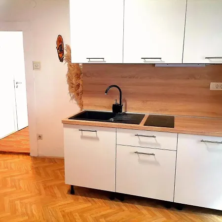 شقة Stone House Zora *